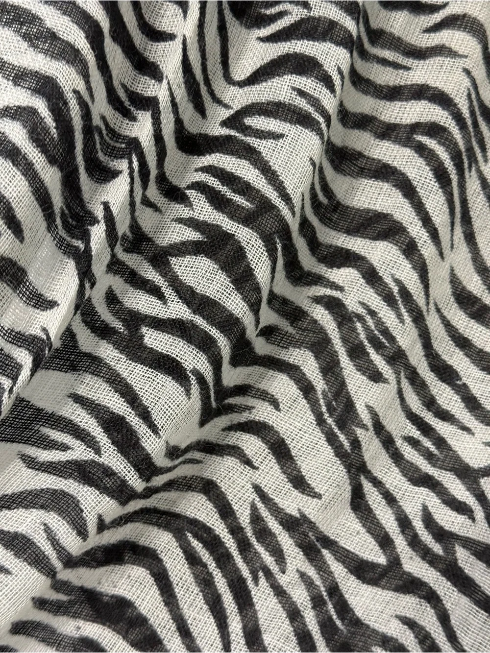 Nate Berkus Black and White Zebra Print Scarf 100% Linen
